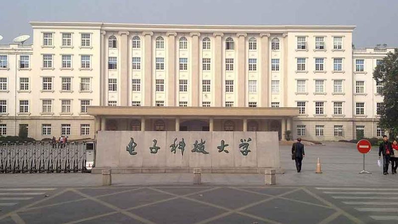 上海电子元件定制：揭秘定制化元件的奥秘