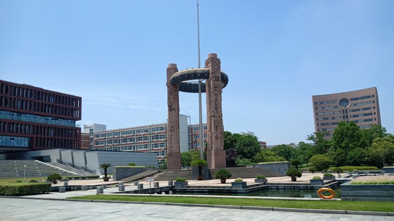 电子产品厂家直销批发货源，如何选择可靠供应商？**